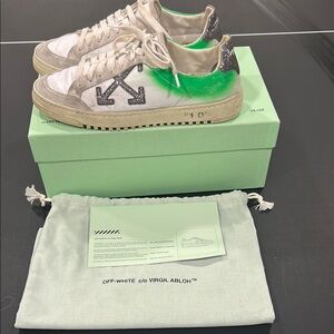 Off-White Arrow 2.0 White  Silver Sneakers Women’s 8.5
